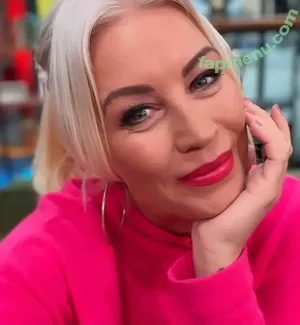 Denise Van Outen / vanouten_denise nude photo #0531