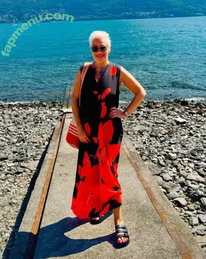Denise Welch / denise_welch nude photo #0062