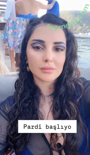 Deniz Bağdaş / denizbagdas nude photo #0050