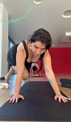 Deniz Bağdaş / denizbagdas nude photo #0059