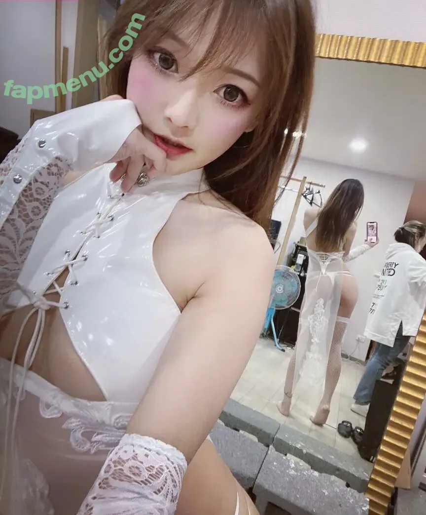 Denkakeke nude photo #0205 (DenKa / realanaandrews)