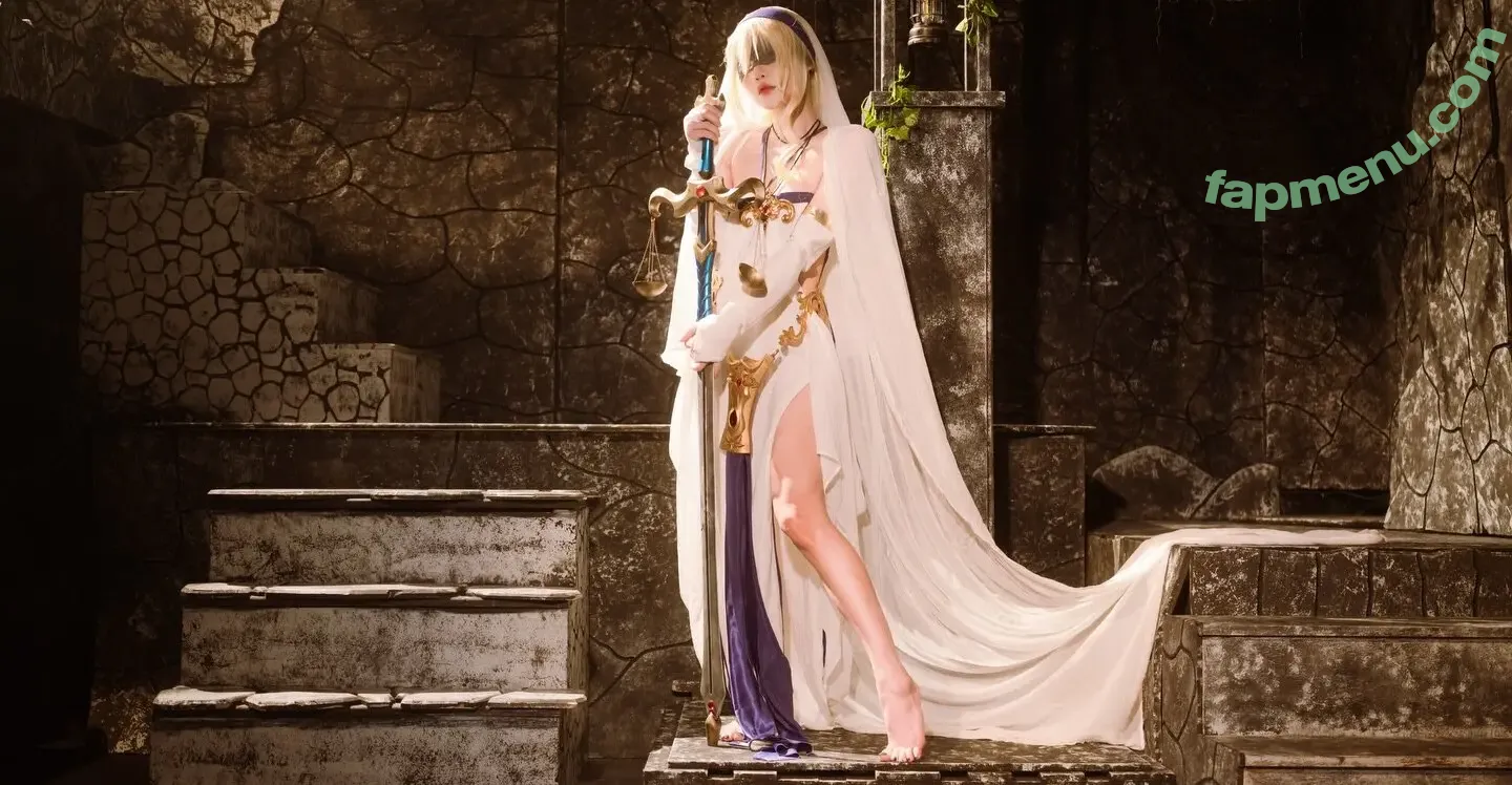 Denkakeke nude photo #0348 (DenKa / realanaandrews)