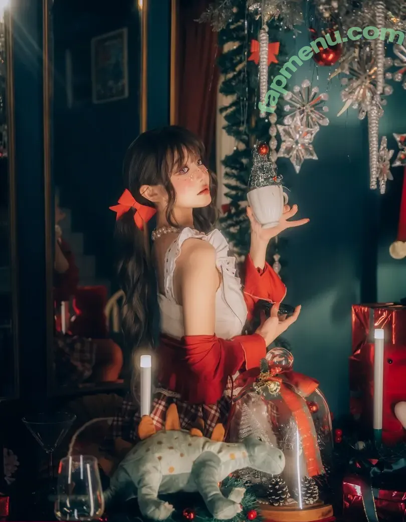 Denkakeke nude photo #0354 (DenKa / realanaandrews)