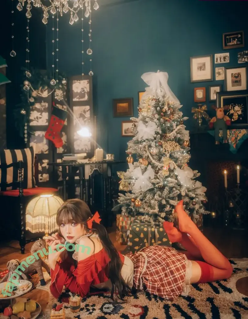 Denkakeke nude photo #0363 (DenKa / realanaandrews)