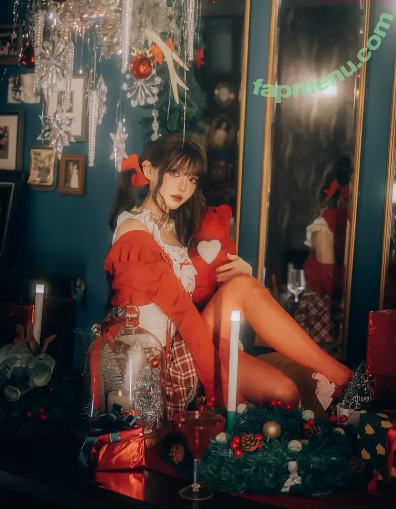 Denkakeke nude photo #0369 (DenKa / realanaandrews)