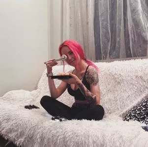 denlyasha / Denly nude photo #0003