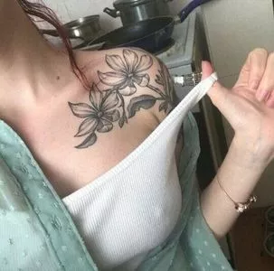 denlyasha / Denly nude photo #0053