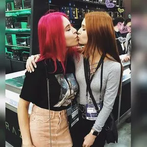 denlyasha / Denly nude photo #0080