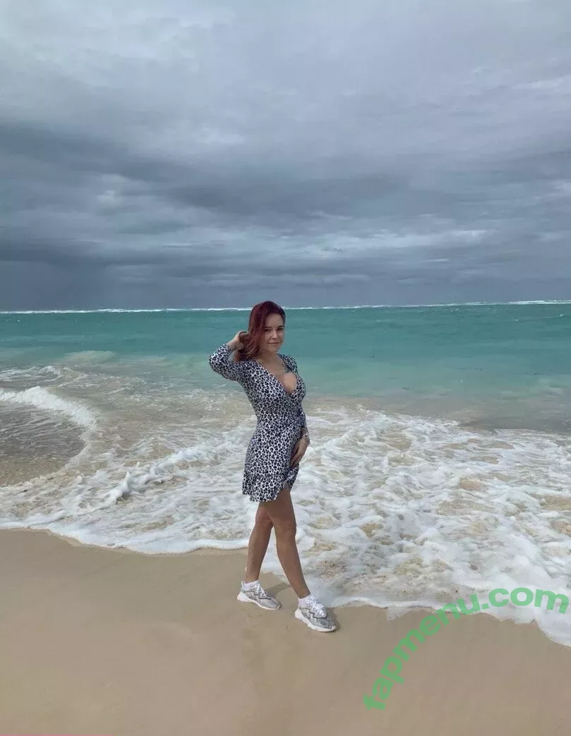 denlyasha nude photo #0096 (Denly)