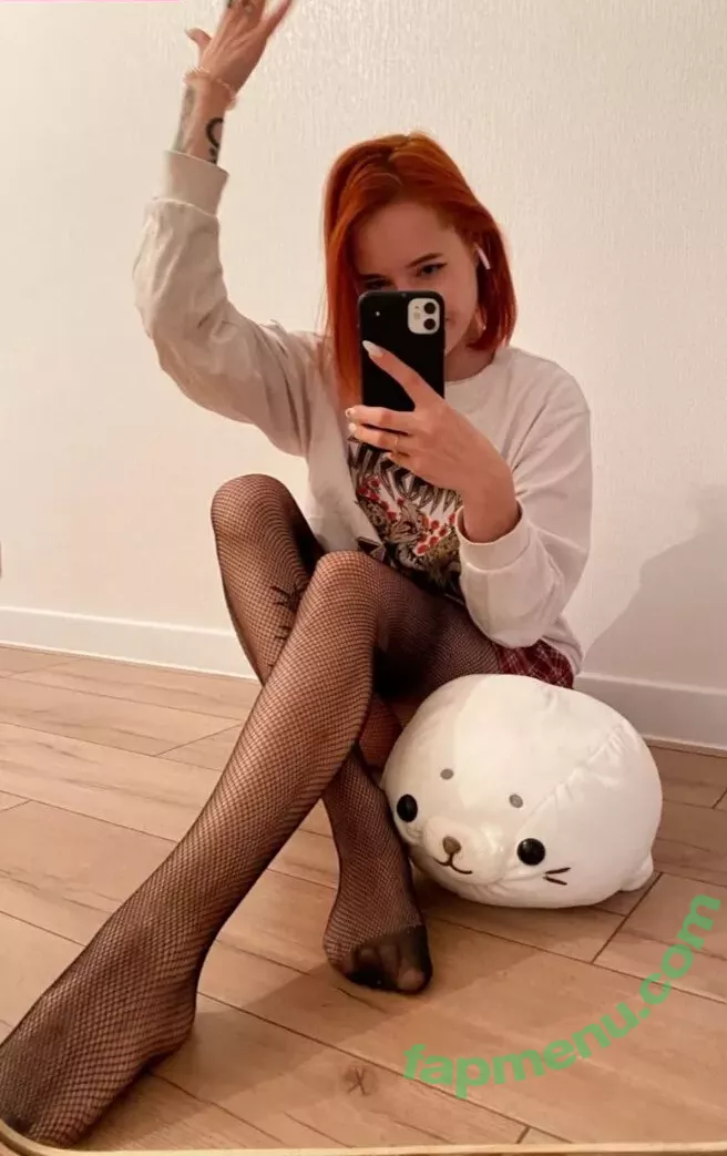 denlyasha nude photo #0200 (Denly)