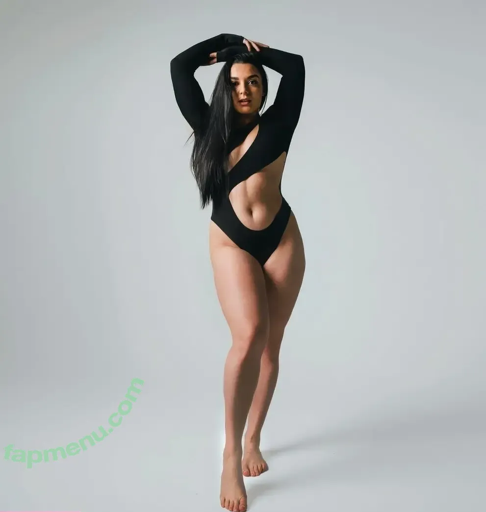 Deonna Purrazzo nude photo #0041 (deonnapurrazzo)