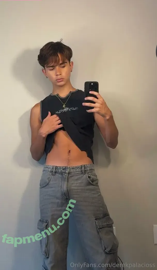 derekpalacioss nude photo #0014 (derekpalacioss)
