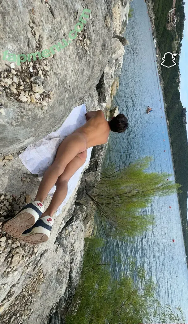 derekpalacioss nude photo #0030 (derekpalacioss)