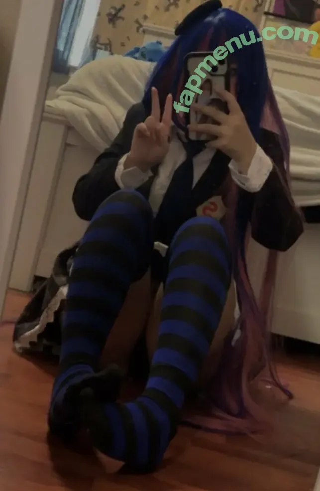 derepurin nude photo #0012 (derepurin)