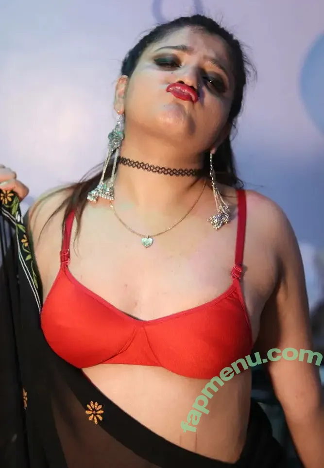 Desi Collection nude photo #0010 (aishwaryaharishankar / dianawhales)