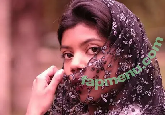 Desi Devi nude photo #0041 (desidevi / reason_prod / thedesidevi)