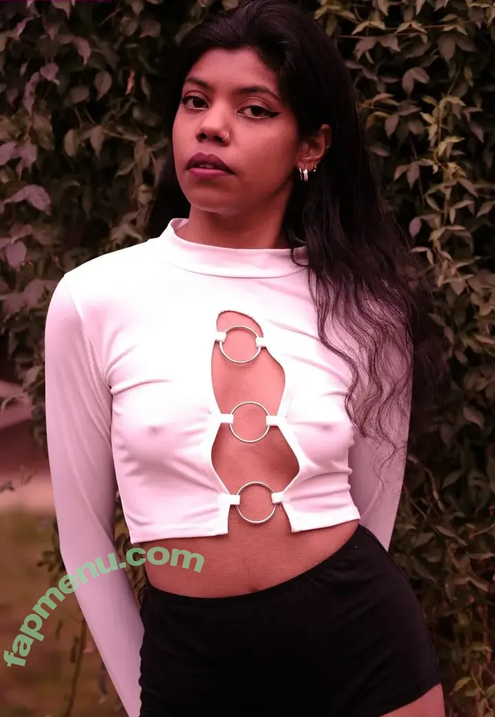 Desi Devi nude photo #0043 (desidevi / reason_prod / thedesidevi)