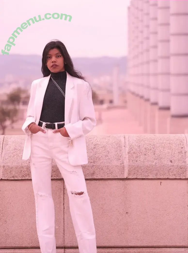 Desi Devi nude photo #0044 (desidevi / reason_prod / thedesidevi)