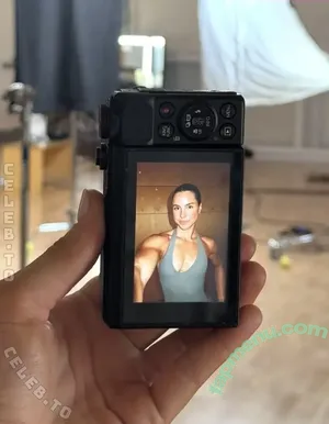 Desi Johnson / Desijohnsonn / desiree nude photo #0455