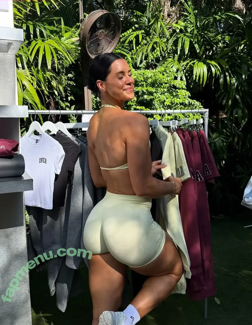 Desi Johnson nude photo #0438 (desijohnsonn / desiree)