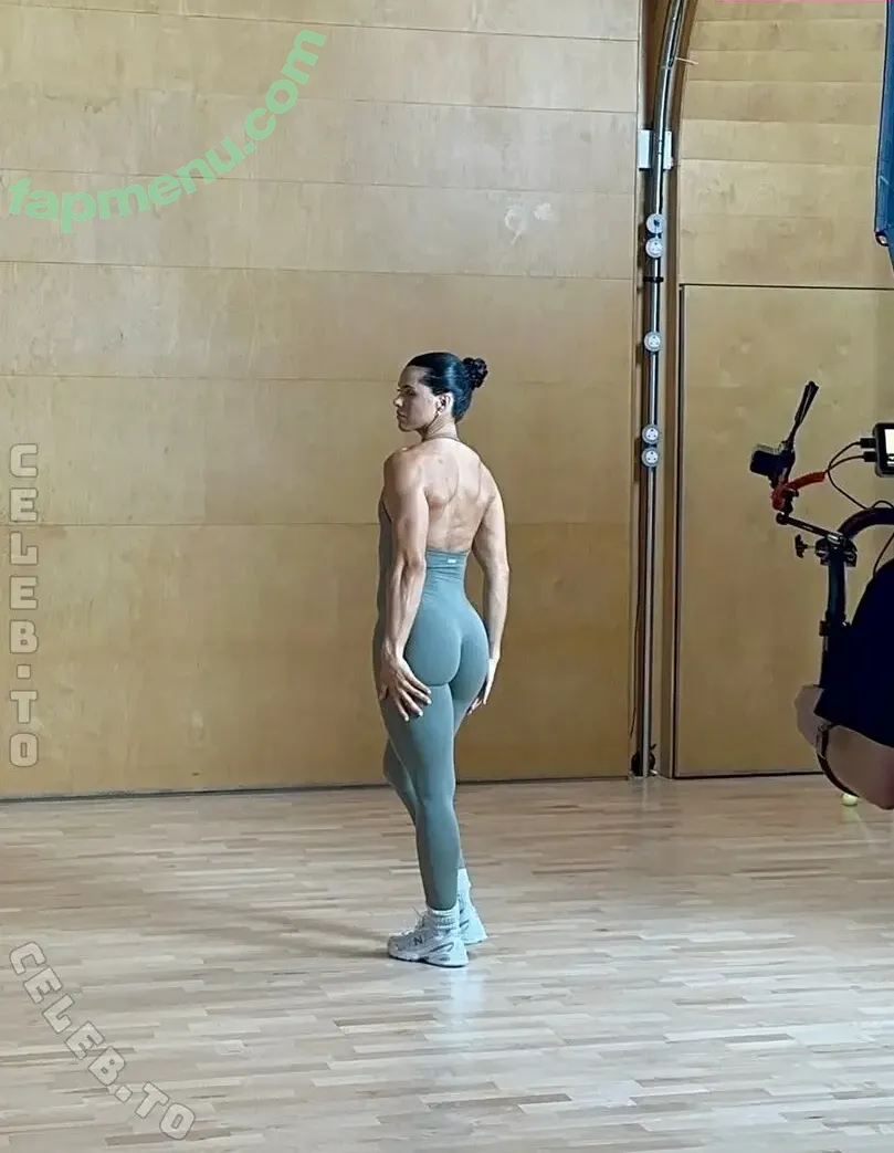 Desi Johnson nude photo #0456 (Desijohnsonn / desiree)