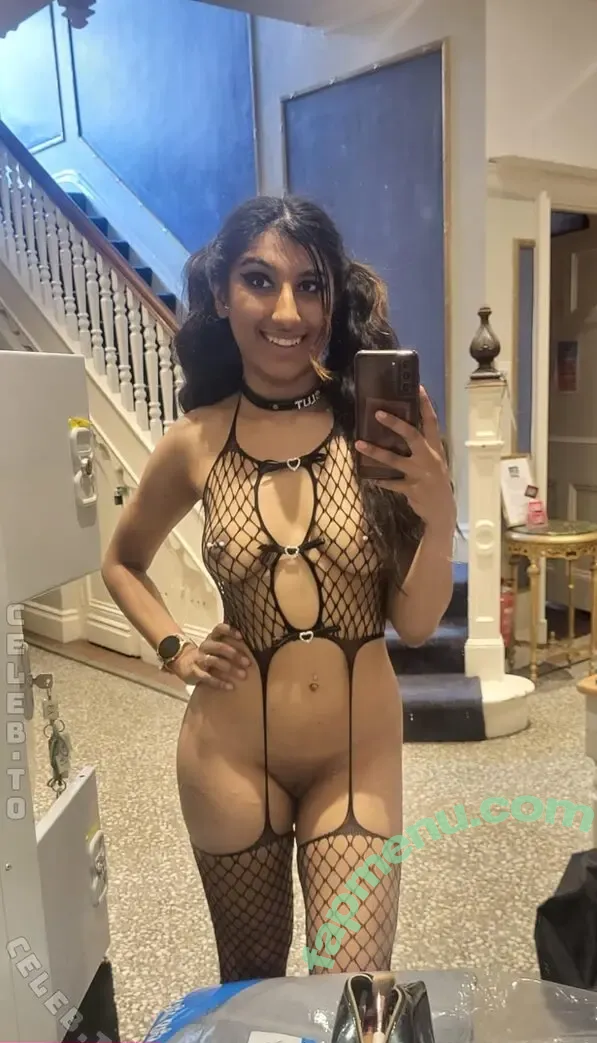 Desi-Mouse nude photo #0136 (RealDesiMouse / desi_mouse_xxx / desidechant)