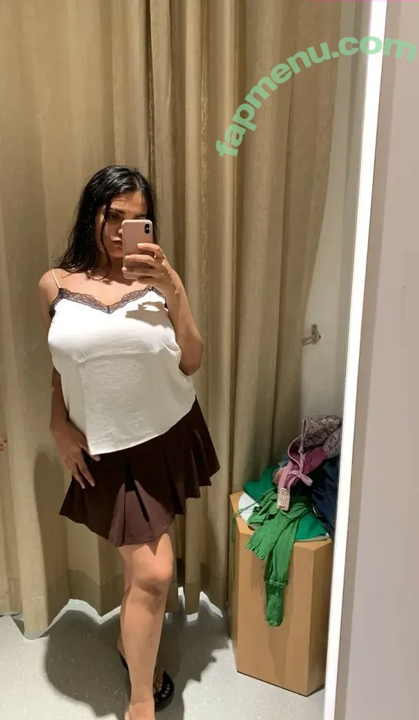 Desiaurora nude photo #0059 (DesiAuroraX / desi_aurorax_)