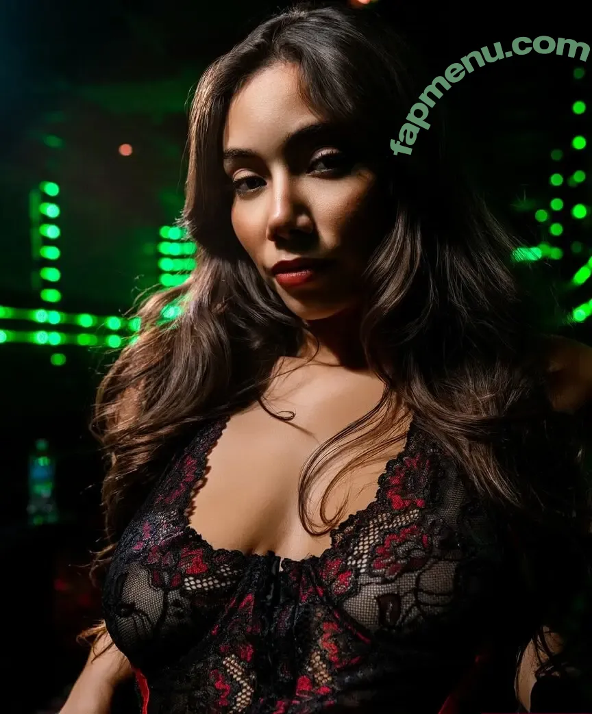 Desiree Flores nude photo #0237 (desiree.floress)
