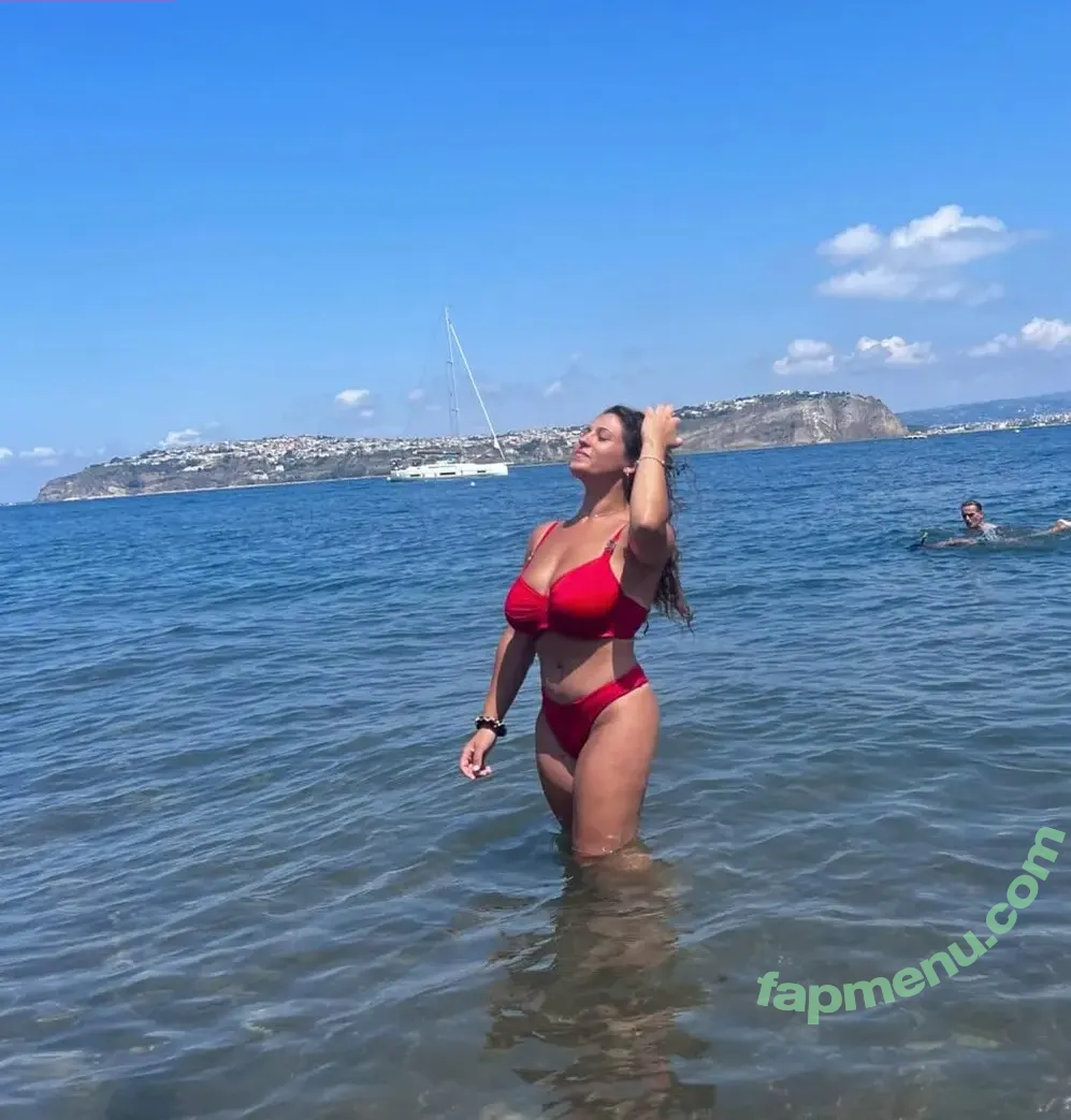 Desirèe Puce nude photo #0010 (puce_desiree)
