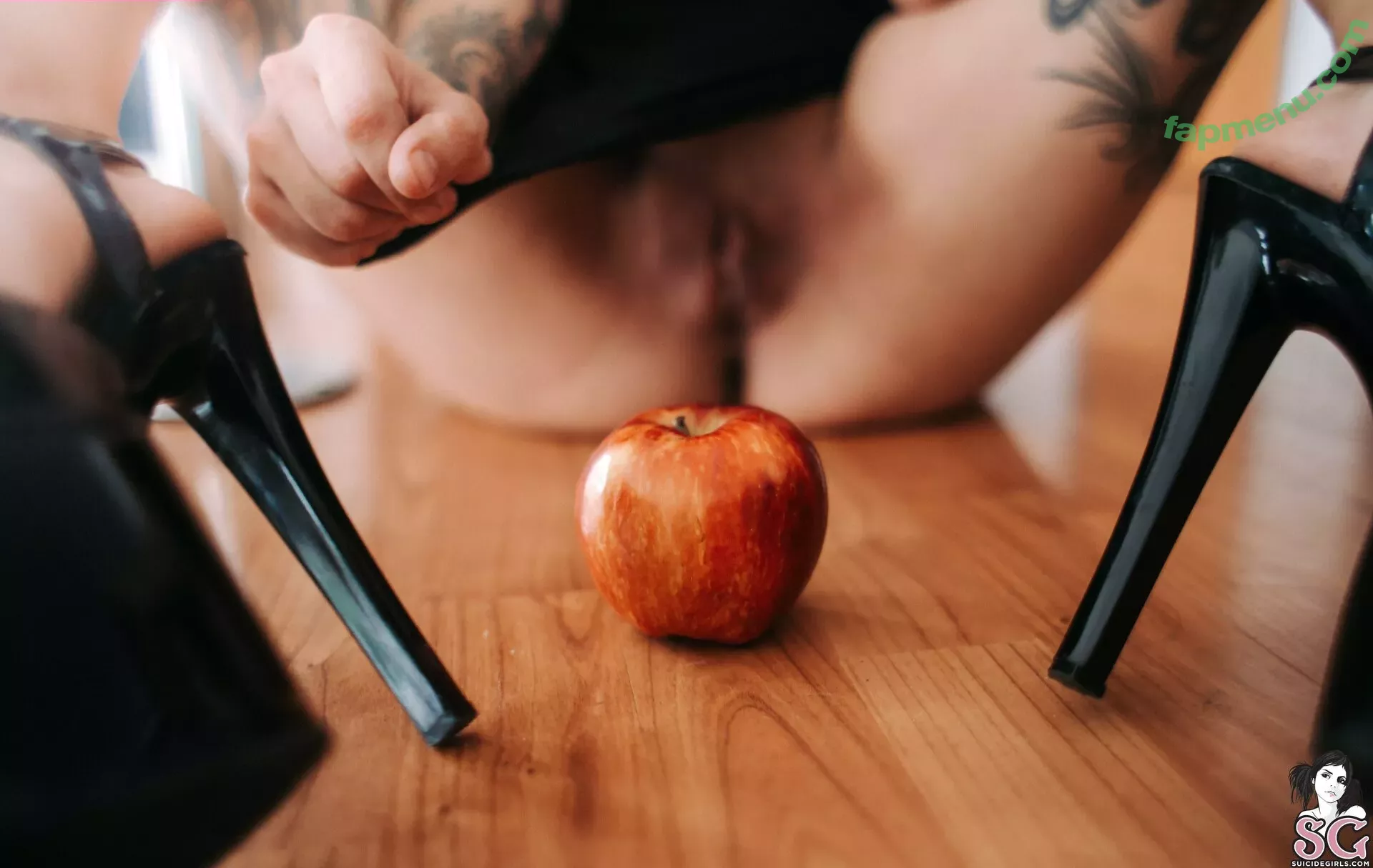 Deskicio Suicide nude photo #0173 (Deskicio Suicide)