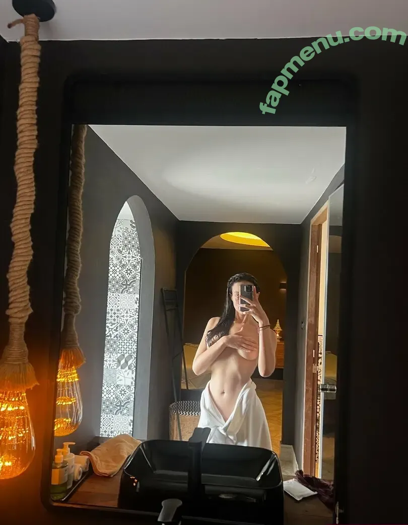 Desness nude photo #0029 (Desness)