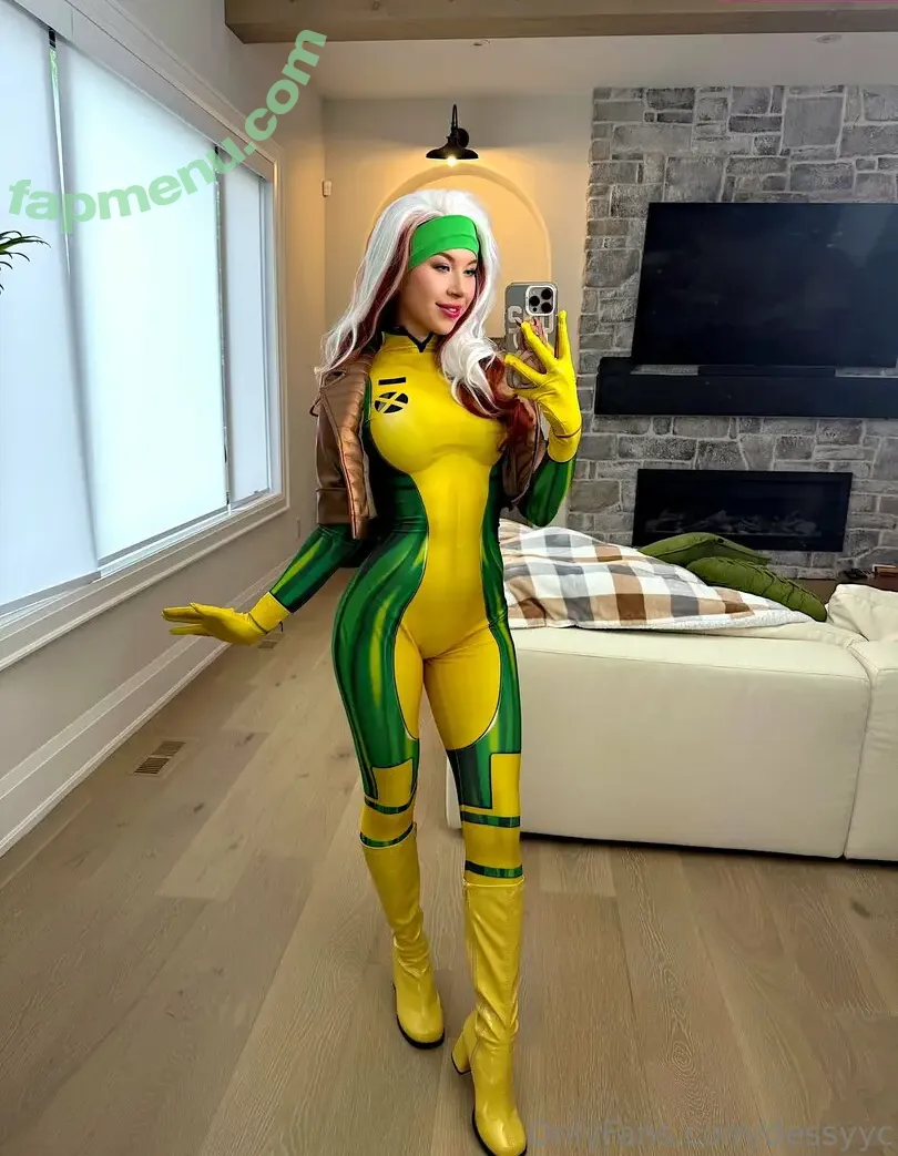 Dessyyc nude photo #0004 (Dessy / oxdessyxo)