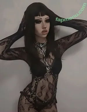  nude photo #0002