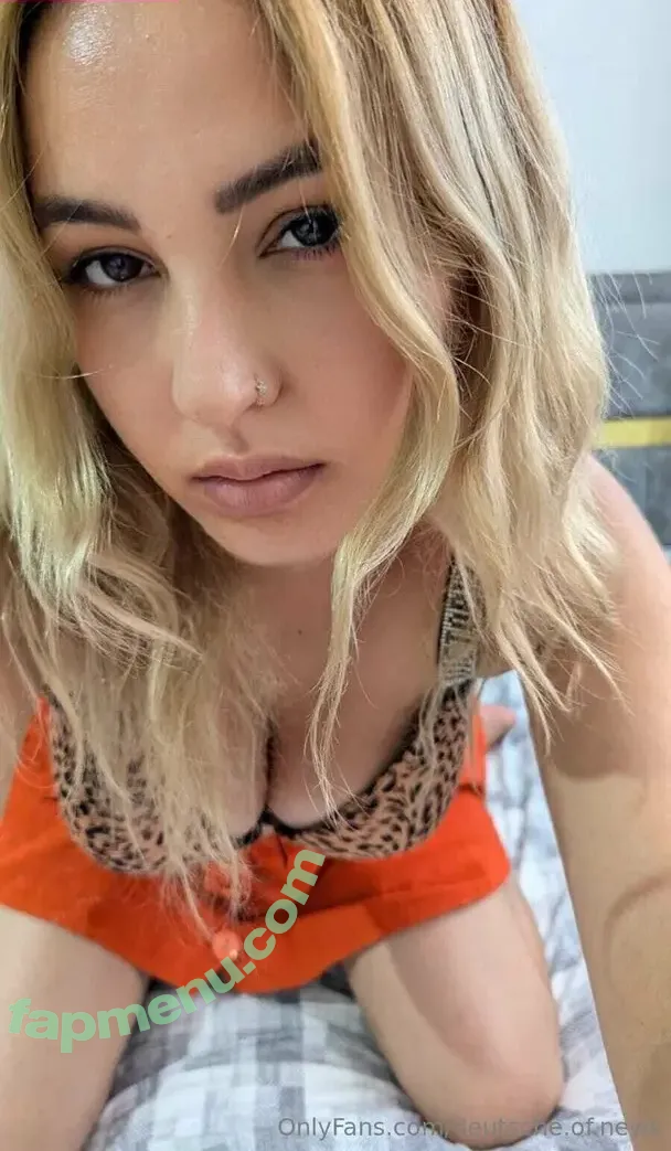 deutsche.of.news nude photo #0019 (dwnews)