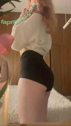 deutschebestonlyfansgirl / germanybestgirls nude photo #0063
