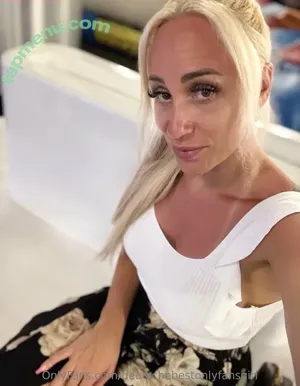 deutschebestonlyfansgirl / germanybestgirls nude photo #0105