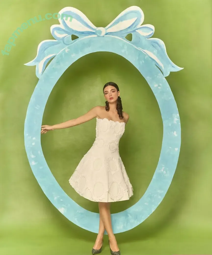 Deva Cassel nude photo #0165 (d.casseluxxi / devacassel / devacasseldaily)