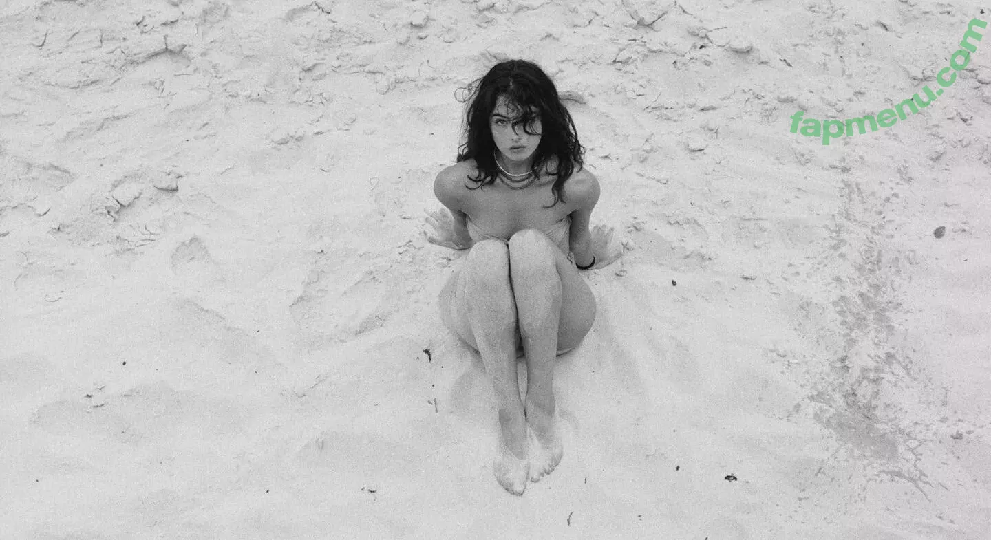 Deva Cassel nude photo #0126 (d.casseluxxi)