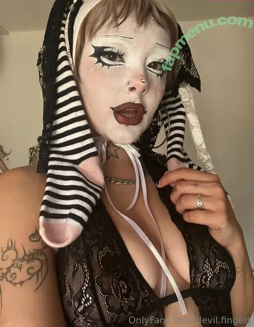 devil.fingers nude photo #0022 (devil.fingers)