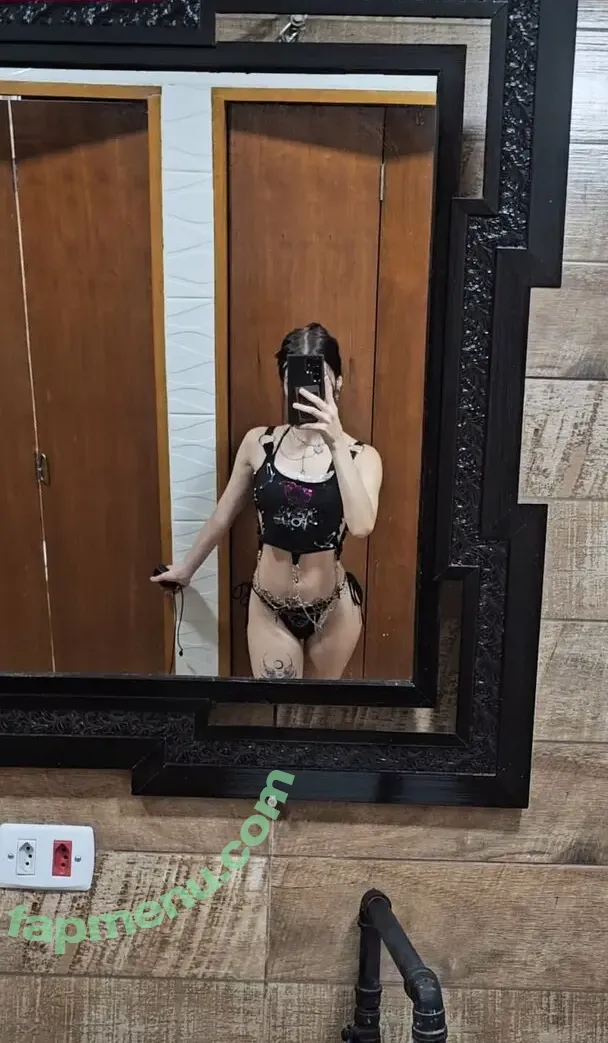 devil._.nahemah nude photo #0007 (devil._.nahemah)