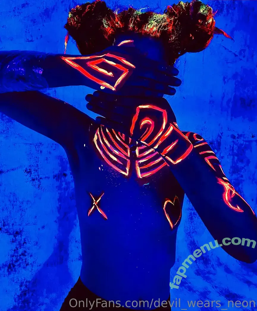 devil_wears_neon nude photo #0008 (devil_wears_neon)