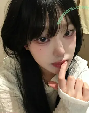 devilbokv / 이유정 nude photo #0046