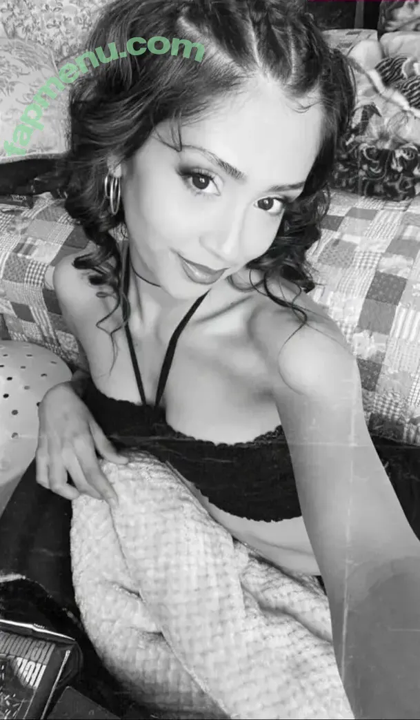 devilsdolll nude photo #0045 (devils.dolll)
