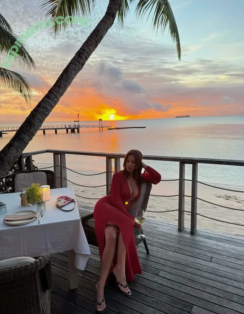 Devin Brugman nude photo #1732 (Natasha Oakley / devinbrugman)