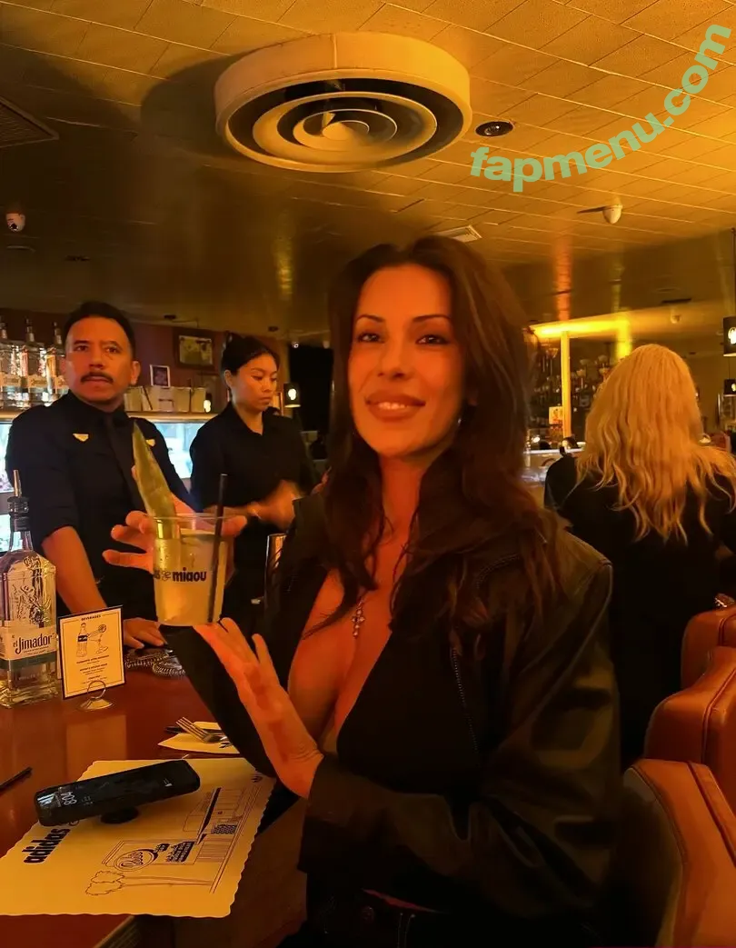 Devin Brugman nude photo #1740 (Natasha Oakley / devinbrugman)