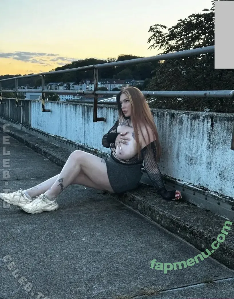 Devine.kitty nude photo #0025 (devinekitty / devinekittycat / laurilollipop)