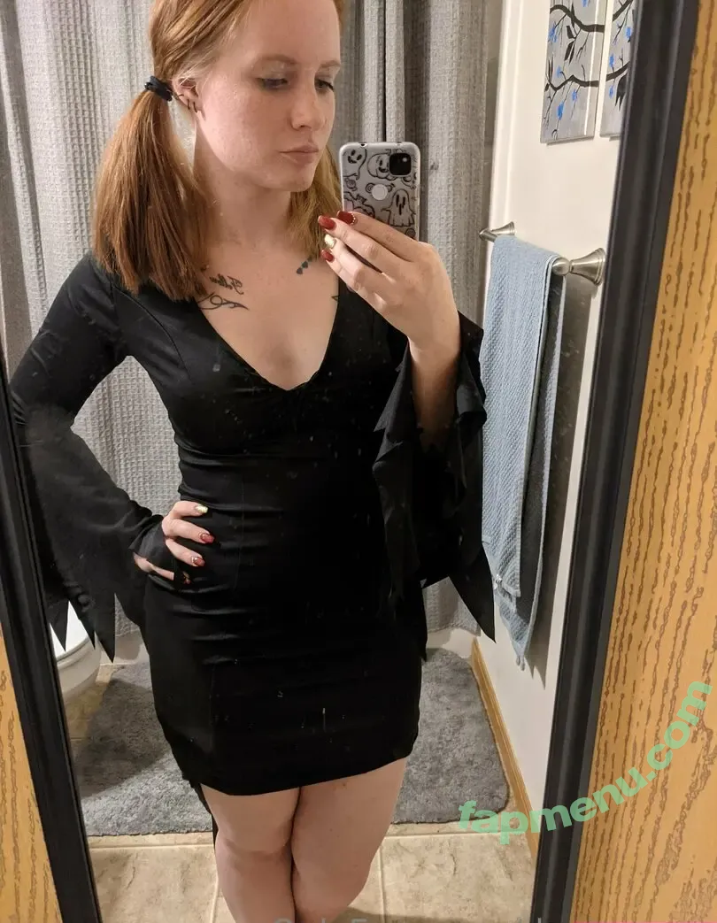 devinemae nude photo #0010 (devinemae)