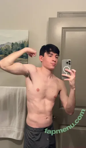 devinholtxxx / thedevinholt nude photo #0009