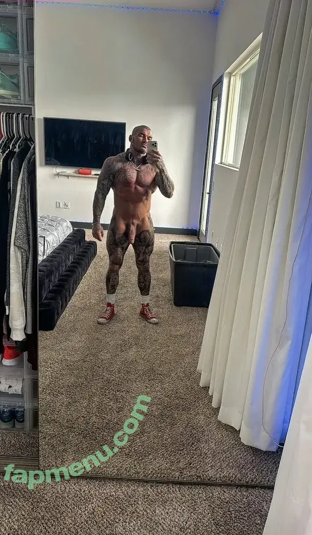 devinphysique nude photo #0058 (devinphysique)