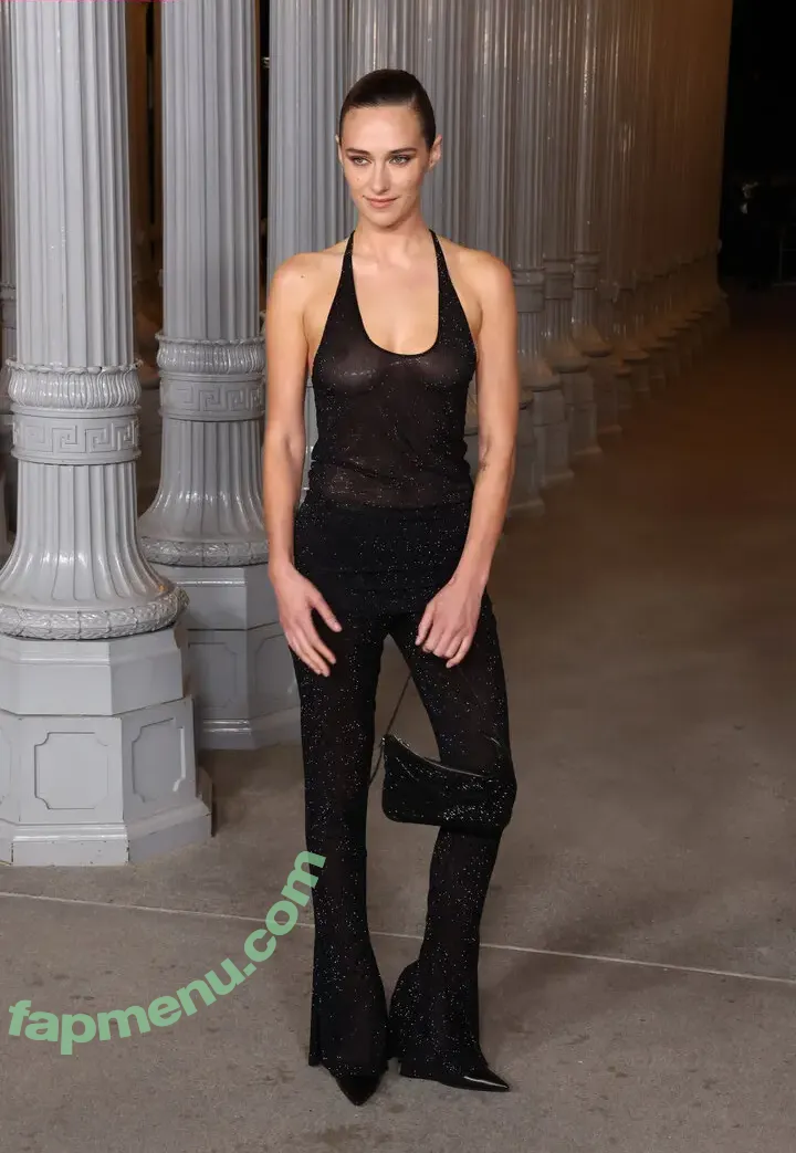 Devon Lee Carlson nude photo #0005 (devonleecarlson)